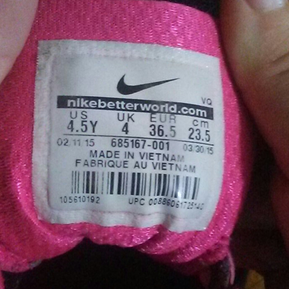 Shoes - Picture 4 of 4